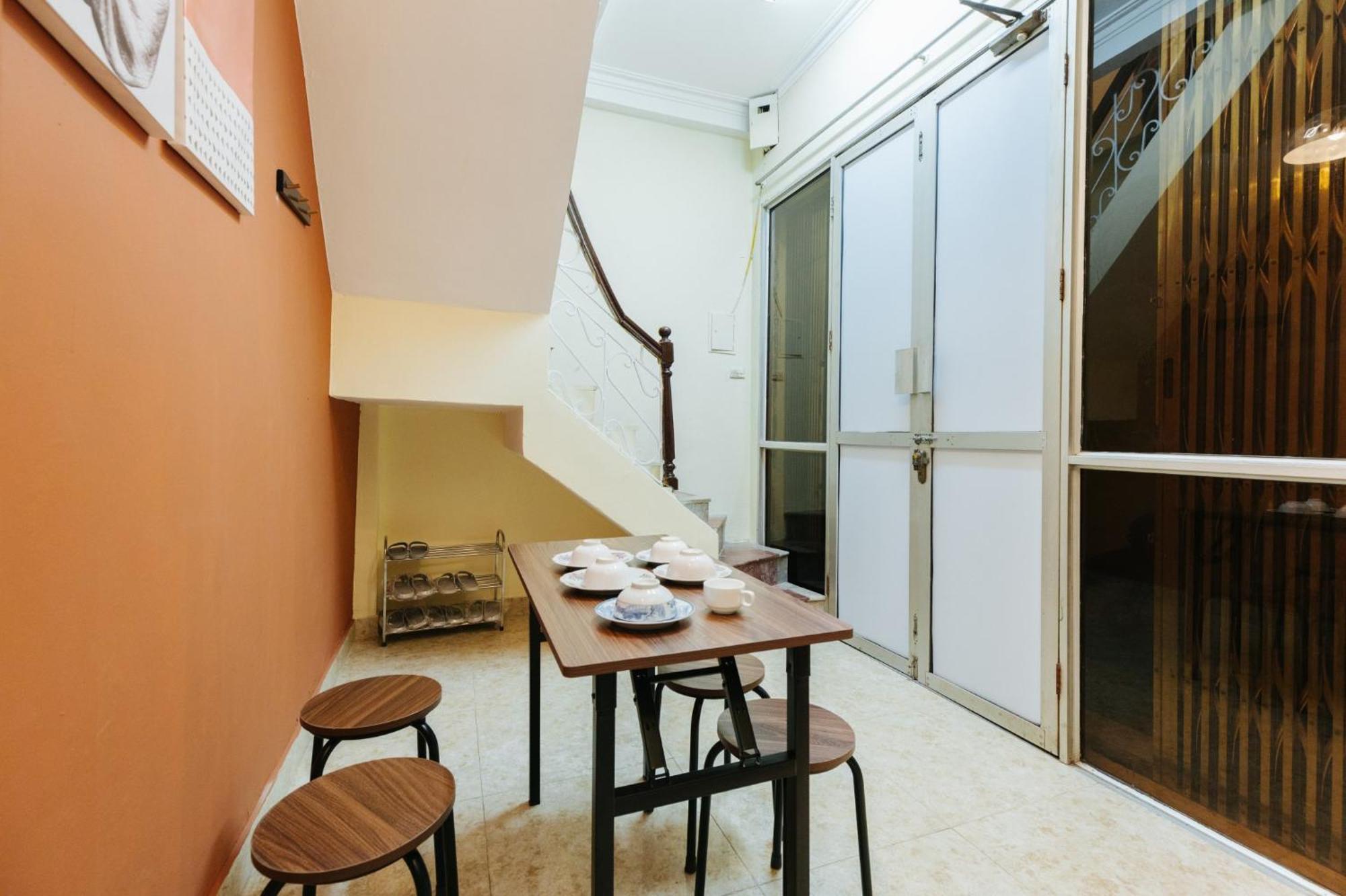 Near The Train Line,Old Quarter, Bbq Large Terrace Apartment Hanoi Exterior photo